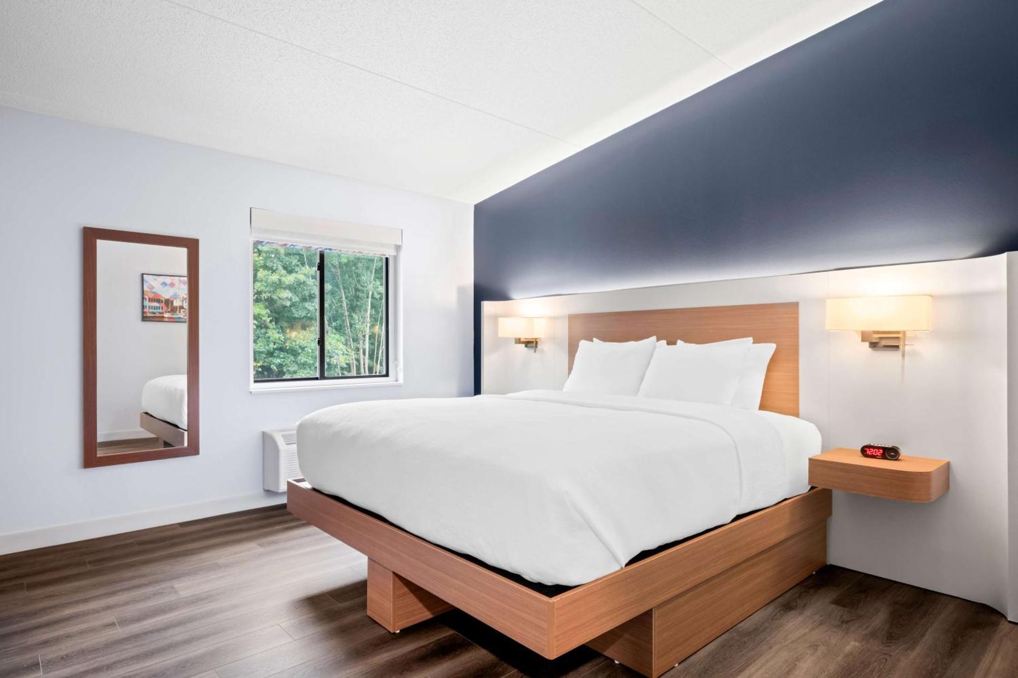 Best Western Niantic - New London, Mystic Area ภายนอก รูปภาพ
