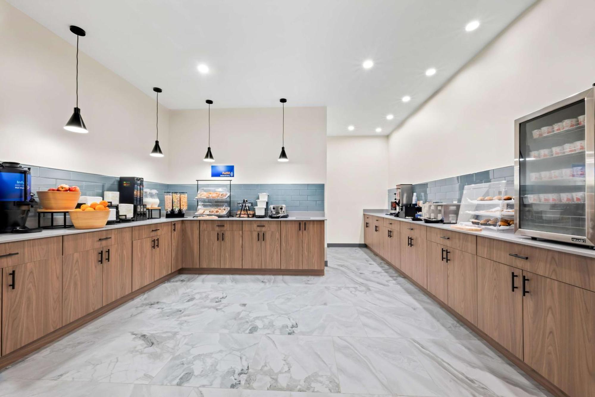 Best Western Niantic - New London, Mystic Area ภายนอก รูปภาพ