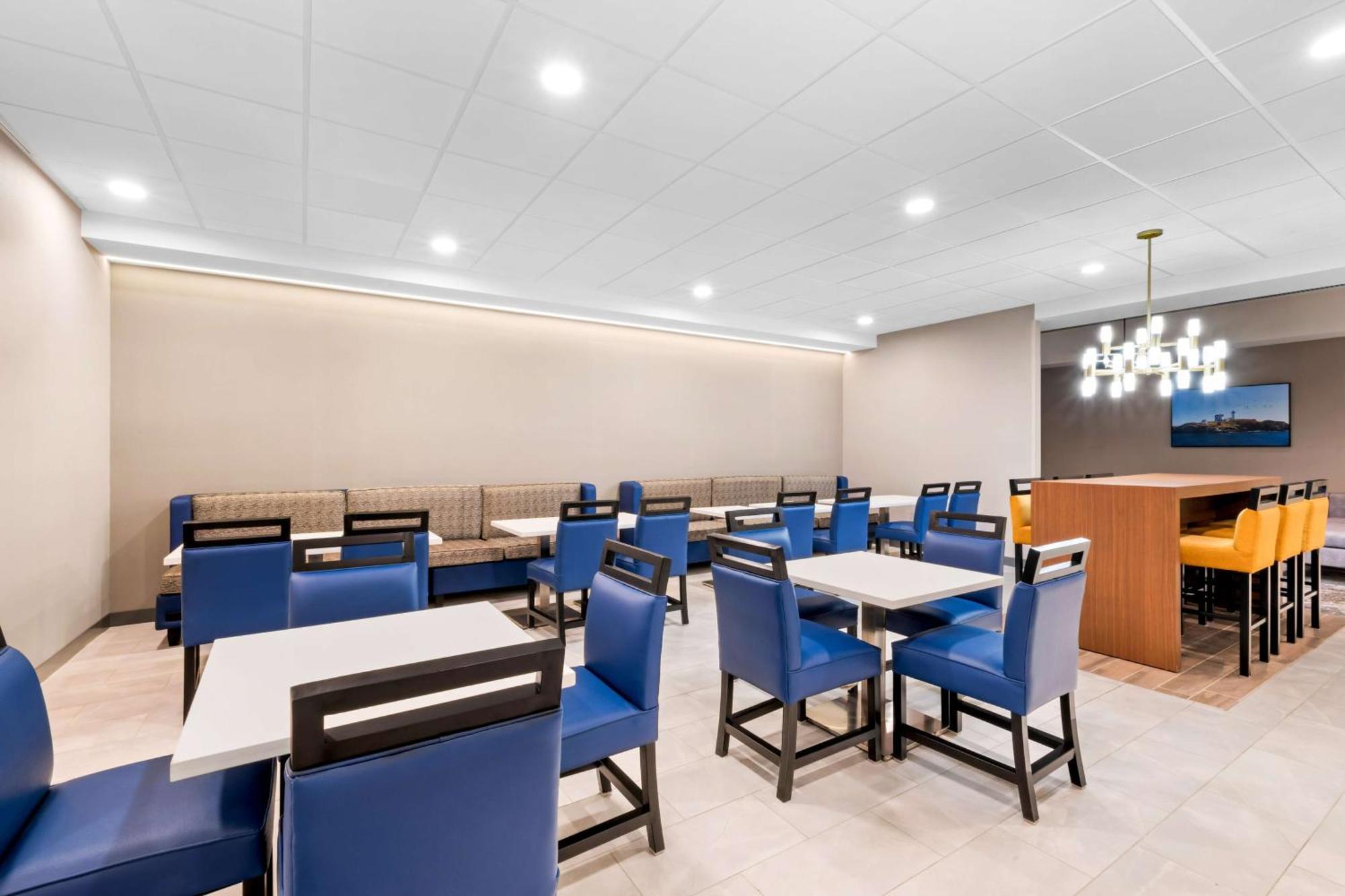 Best Western Niantic - New London, Mystic Area ภายนอก รูปภาพ